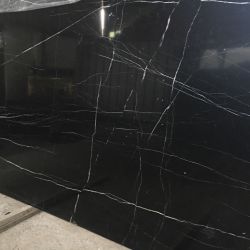 黑白根