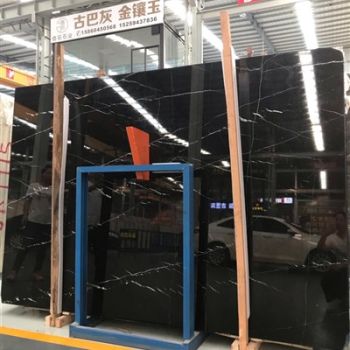 黑白根
