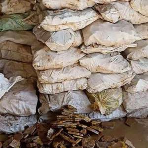 金石桥奢石-虎眼石小荒料