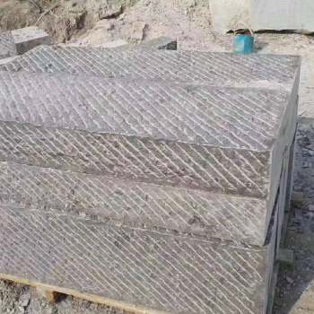 斜纹錾道面