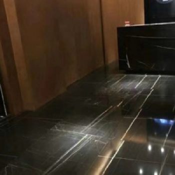 劳伦黑金地面