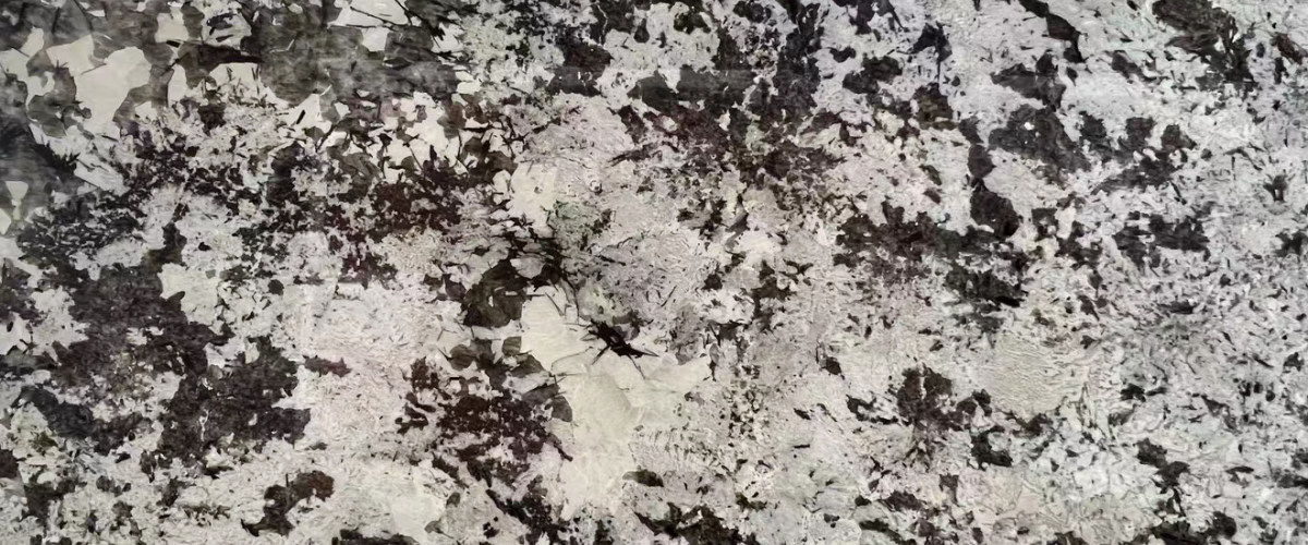 金孔雀奢石